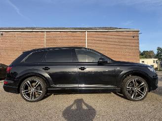 Audi Q7 3.0 TDI quattro 7 PERSOONS S LINE picture 5