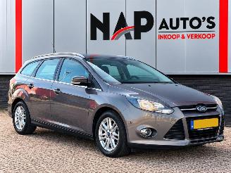 skadebil auto Ford Focus 1.0 EcoBoost Edition Plus 2014/1