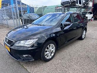 Schadeauto Seat Leon 1.6 TDI / ST 2018/12