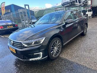 Avarii autoturisme Volkswagen Passat 1.4 TSI / GTE / DSG / PLUG IN / LEER 2015/11