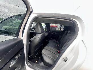 Peugeot e-208  picture 8