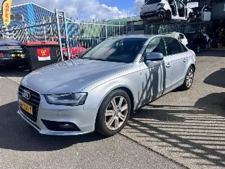 Damaged car Audi A4 2.0 TDI / DSG / LIMOUSINE 2015/1