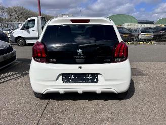 Peugeot 108 1.0 AUTOMAAT picture 3