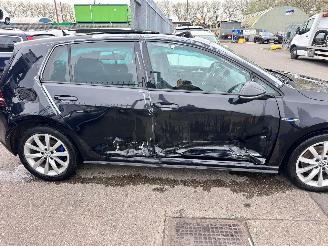 Volkswagen Golf 1.4 TSI / GTE / DSG / PANO picture 16