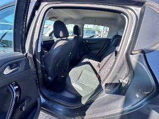 Peugeot 208 1.4 VTI ENVY 38.000 KM picture 8