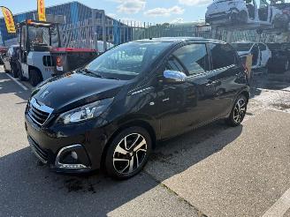 skadebil auto Peugeot 108 1.0 AUTOMAAT 2019/4