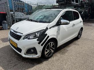 Coche accidentado Peugeot 108 1.0 e-VTi Premiere TOP 2014/12