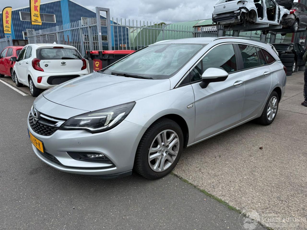 Opel Astra 1.6 CDTI / AUTOM / SPORTS TOURER