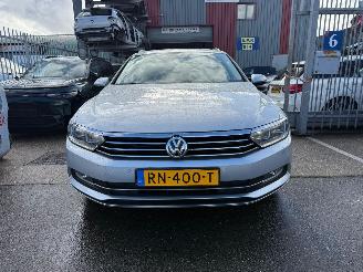 Volkswagen Passat 1.6 TDI / DSG / picture 2