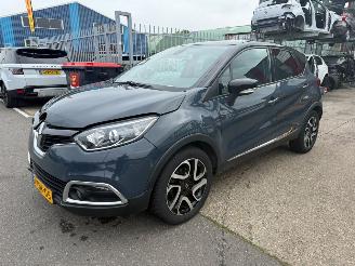 skadebil auto Renault Captur 1.2 TCe DYNAMIQUE / AUTOMAAT 2014/3