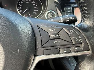 Nissan Qashqai 1.3 DIG-T TEKNA + / BOMVOLLE AUTO picture 13