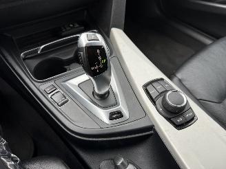 BMW 3-serie 330e HIGH EXECUTIVE picture 12