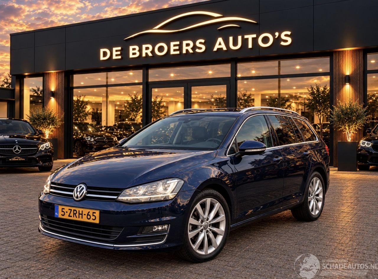 Volkswagen Golf 1.6 TDI / DSG / PANO / HIGHLINE