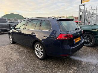 Volkswagen Golf 1.6 TDI / DSG / PANO / HIGHLINE picture 8