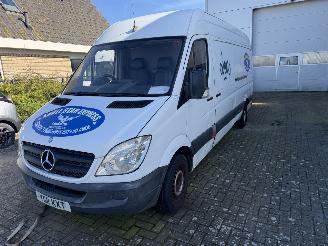 krockskadad bil bedrijf Mercedes Sprinter 313 CDI ENGELS GEEN KENTEKEN 2011/1