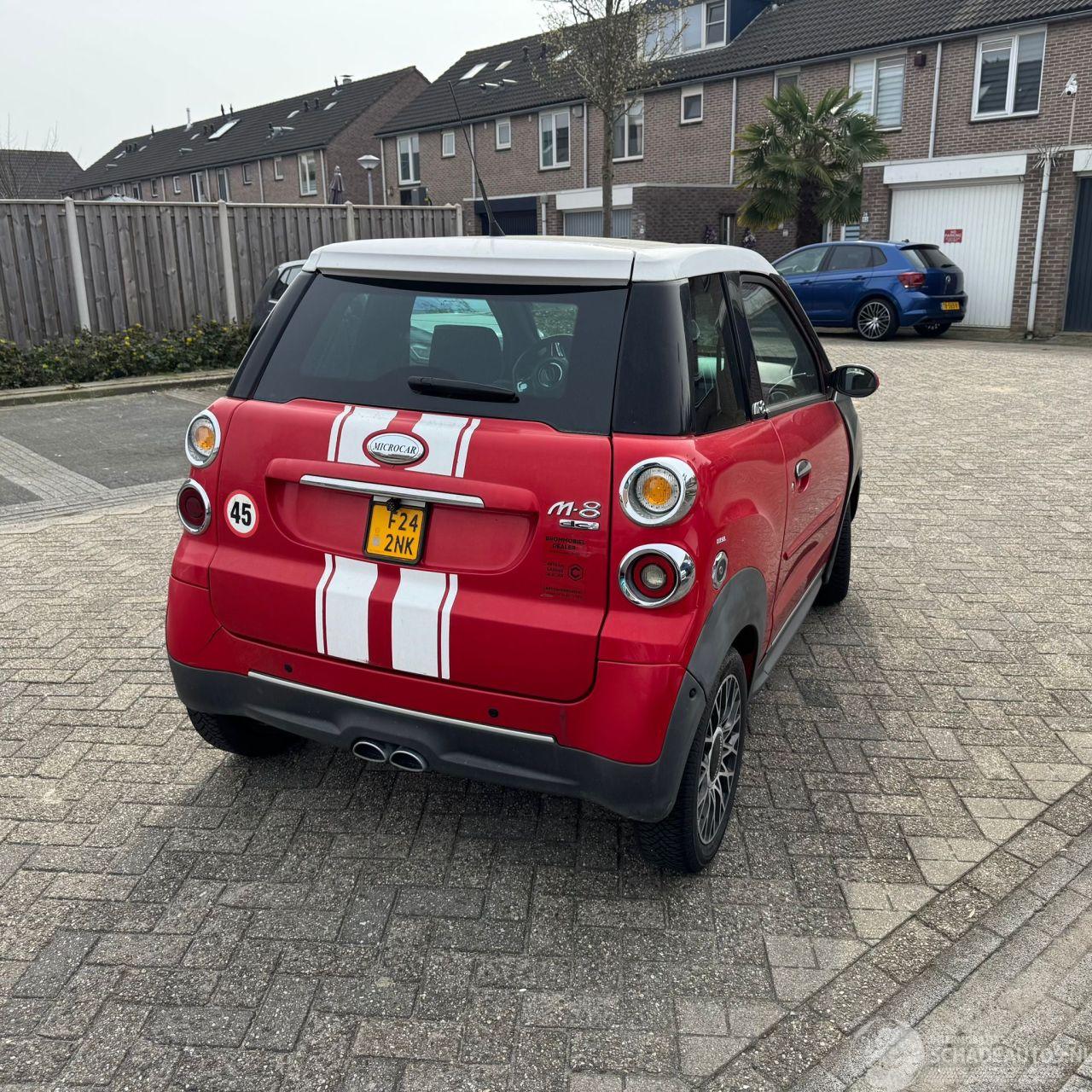 Microcar  M8 Premium DCI 26000KM CAMERA