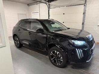 Schadeauto Peugeot 2008  2024/9