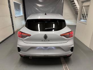 Renault Clio  picture 7