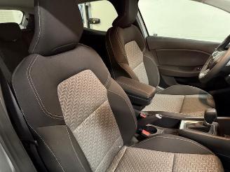 Renault Clio  picture 11