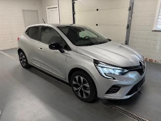  Renault Clio  2023/10
