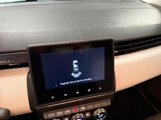 Renault Clio  picture 15