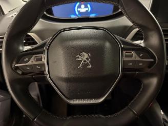 Peugeot 3008  picture 16