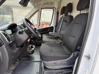 Peugeot Boxer AUTOMATIC picture 10