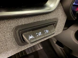 Renault Clio  picture 18