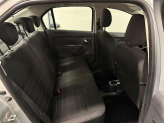 Dacia Logan  picture 11