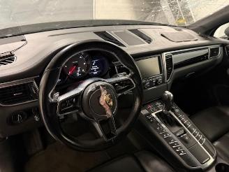 Porsche Macan  picture 10