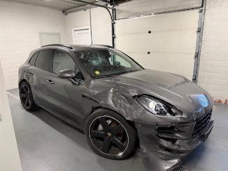  Porsche Macan  2016/4