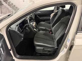 Volkswagen Polo HIGHLINE picture 12