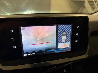 Peugeot 208  picture 17