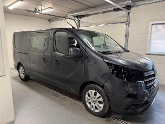 skadebil auto Renault Trafic 2.0 DCI AUTOMATIC 2023/4