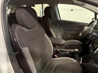 Renault Captur  picture 12