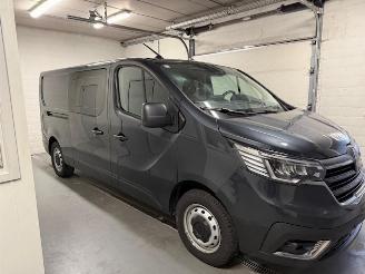 Unfallwagen Renault Trafic  2025/8