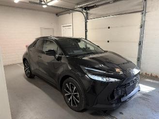 krockskadad bil auto Toyota C-HR  2025/8