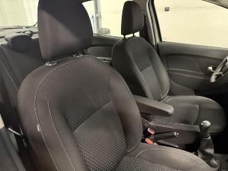 Dacia Logan  picture 13
