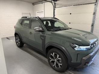 skadebil auto Dacia Duster  2025/4