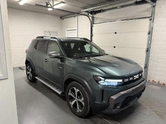Vaurioauto  passenger cars Dacia Duster  2024/8