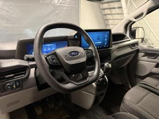 Ford Transit  picture 9