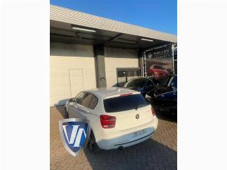 Coche siniestrado BMW 1-serie 1 serie (F20), Hatchback 5-drs, 2011 / 2019 116d 2.0 16V 2013/10