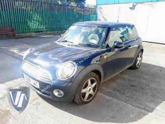 Coche siniestrado Mini Cooper Mini (R56), Hatchback, 2006 / 2013 1.6 16V Cooper 2009/4