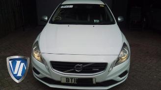 Sloopauto Volvo V-60 V60 I (FW/GW), Combi, 2010 / 2018 2.4 D5 20V 2011