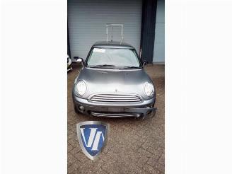 Coche siniestrado Mini Cooper Mini (R56), Hatchback, 2006 / 2013 1.4 16V One 2009/9