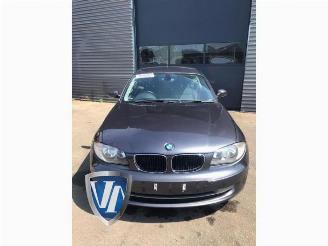 Uttjänta bilar auto BMW 1-serie 1 serie (E81), Hatchback 3-drs, 2006 / 2012 123d 16V . 2008/4