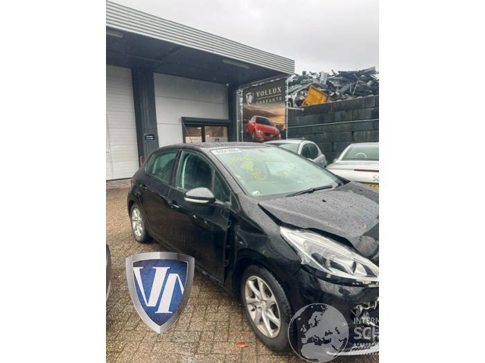 Peugeot 208 208 I (CA/CC/CK/CL), Hatchback, 2012 / 2019 1.0 Vti 12V PureTech