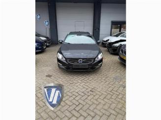 Volvo V-60 V60 I (FW/GW), Combi, 2010 / 2018 2.4 D6 20V Plug-in Hybrid AWD picture 2
