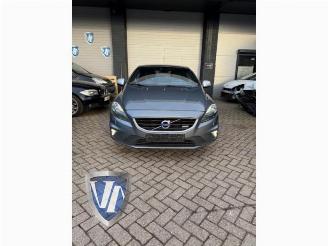 Volvo V-40 V40 (MV), Hatchback 5-drs, 2012 / 2019 2.0 D4 16V picture 2