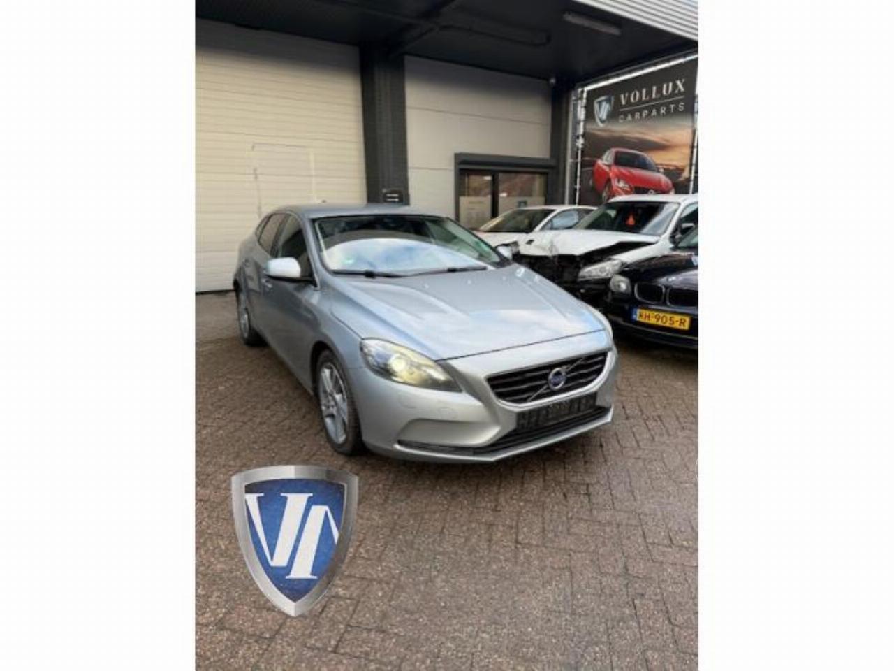 Volvo V-40 V40 (MV), Hatchback 5-drs, 2012 / 2019 2.0 D4 16V